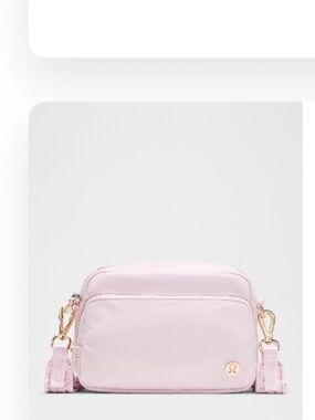 Lululemon Everywhere Crossbody 2L-SOLD OUT IN STORES/ONLINE